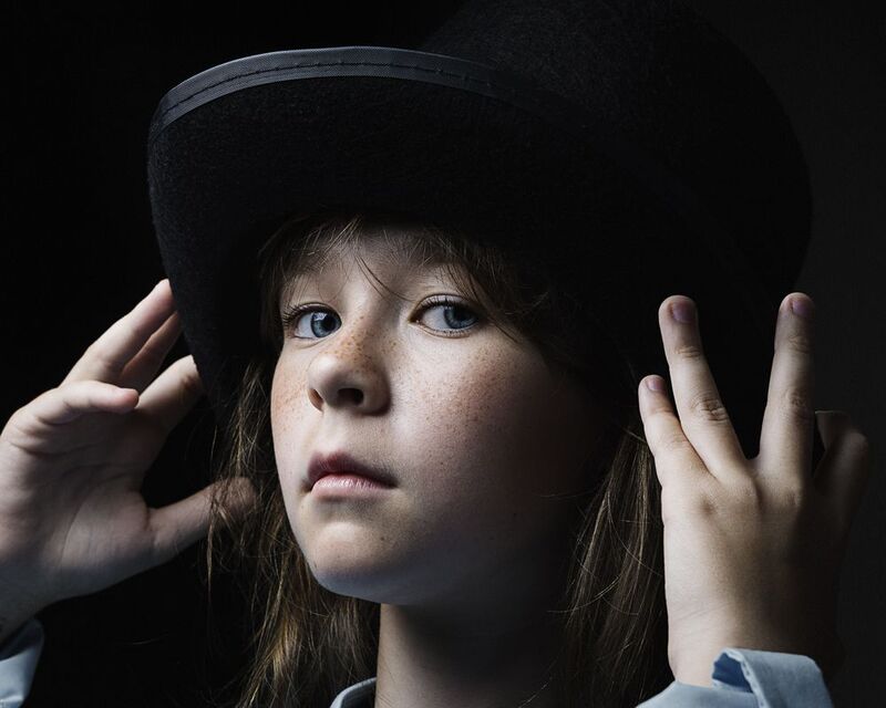 портрет, детский портрет, детская фотосессия, веснушки В шляпе фото превью