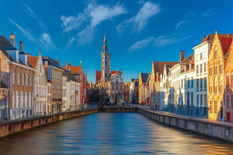Брюгге Бельгия канал утро солнце зима Canal Spiegelrei Bruges Belgium Утренний Шпигельрейphoto preview