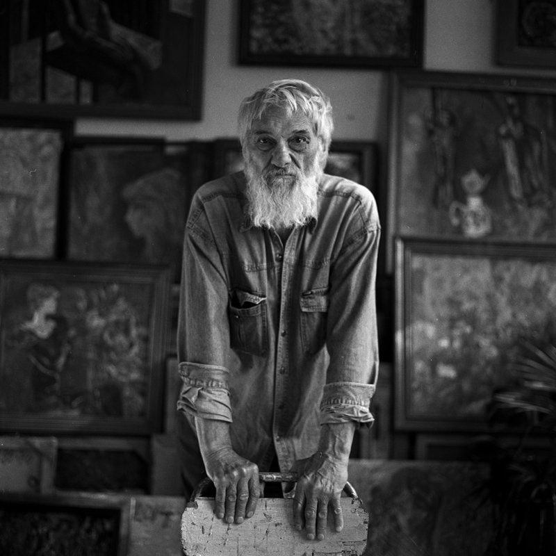 Художникphoto preview