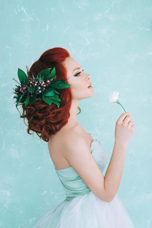 девушка, рыжая, красота, цветы, нежность, весна Настроение - веснаphoto preview