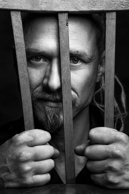 eye man black and white bnw Silencephoto preview