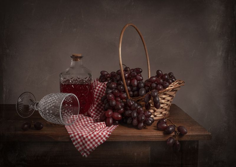 Still life, grapes, Liquor, light, texture, colors Liquorphoto preview