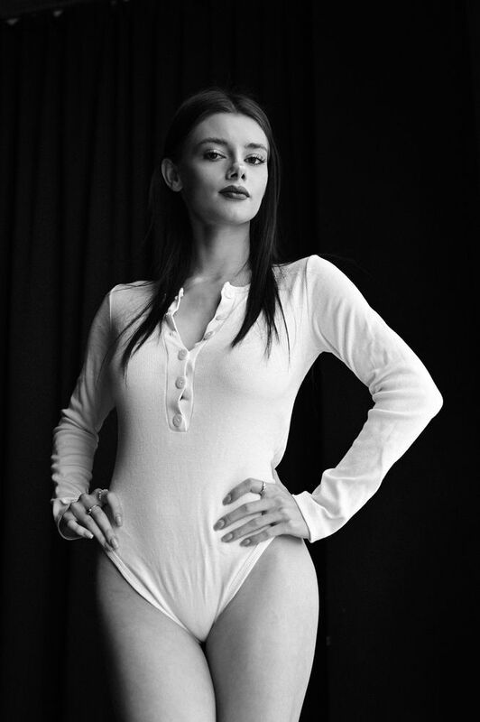 девушка, girl, монохром, monochrom, студия, чернобелое, blackandwhite, казань, kazan White bodysuit фото превью