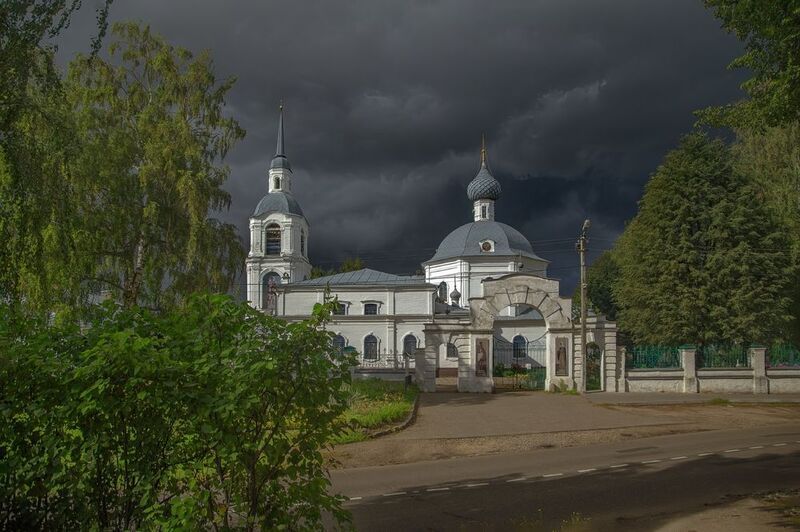 церковь, пейзаж, небо, лето, гроза На границе света и тьмыphoto preview