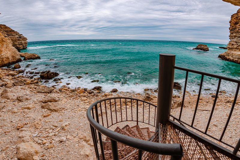 Выход к морю фото превью