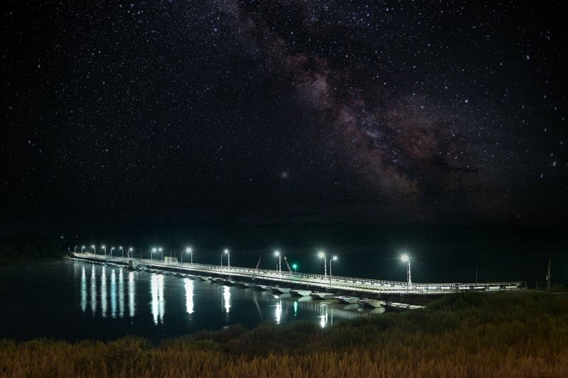 Мост через галактикиphoto preview