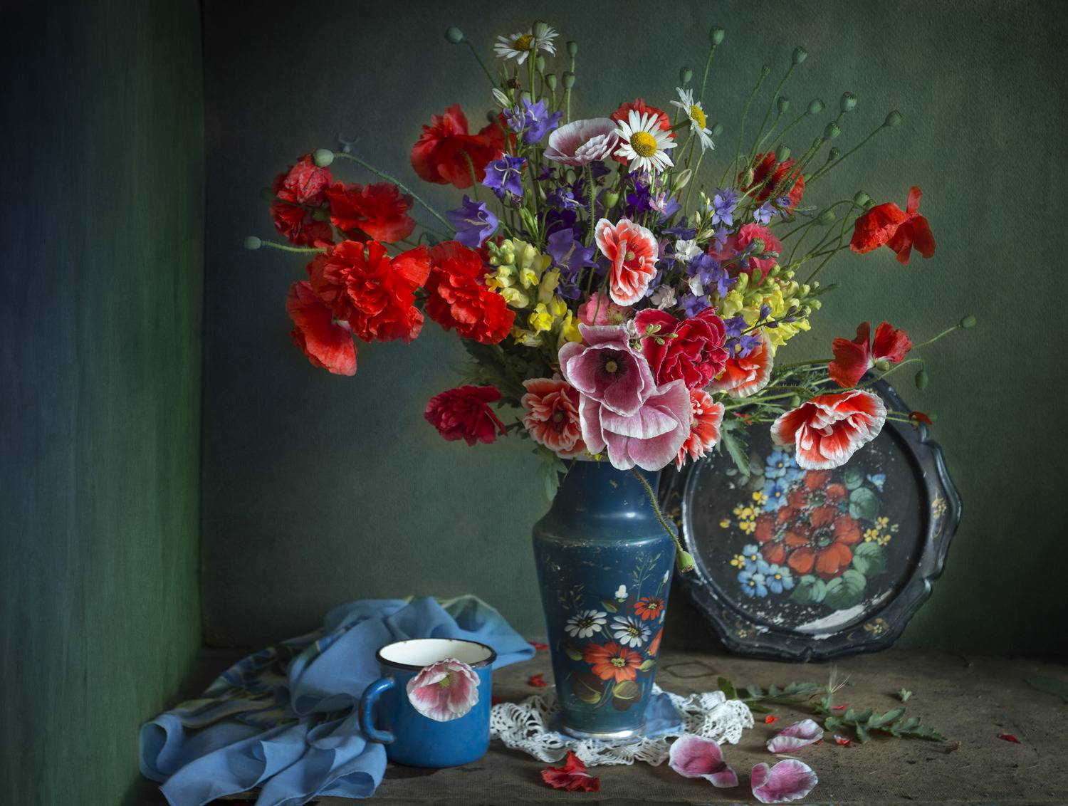 Яркие краски лета. Автор: Зимина Лионелла маки, колокольчики, кувшин. кружка, букет, Зимина Лионелла