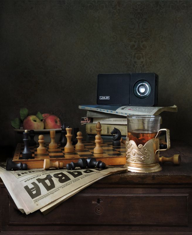 Натюрморт с газетойphoto preview