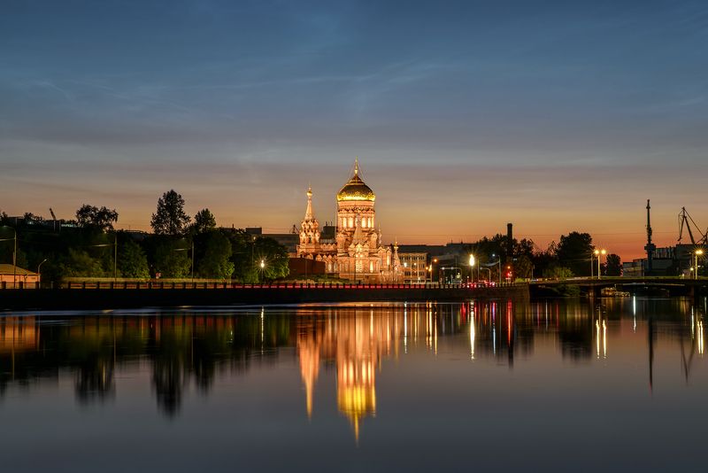 санкт-петербург, питер, город, ночной город, отражение, ночь, храм, серебристые облака Серебристые облака над Гутуевским фото превью