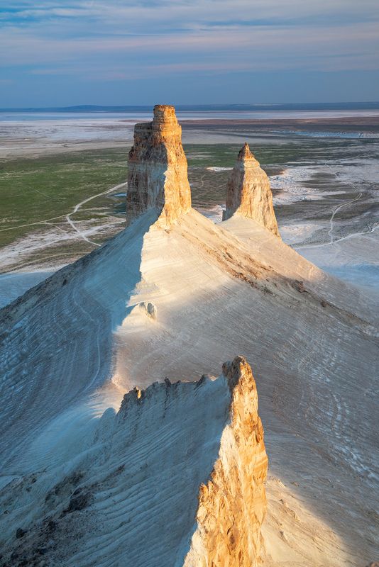 клыки, бозжыры Драконьи скалы Бозжыры фото превью