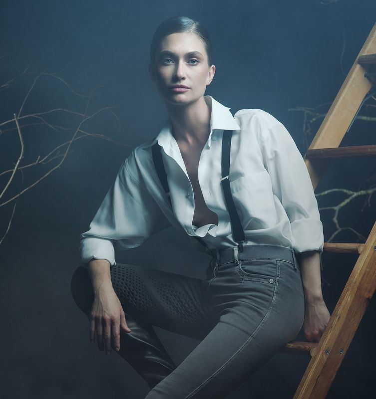 Obey the QUEENphoto preview