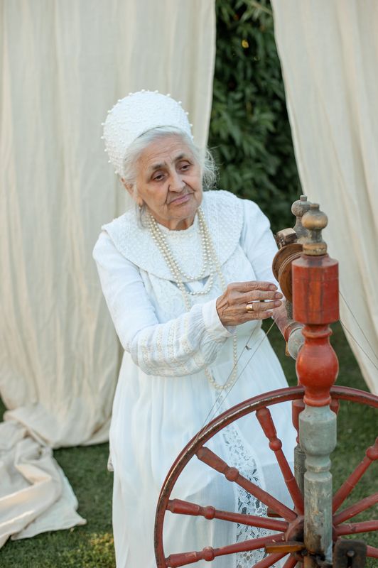 Прялкаphoto preview