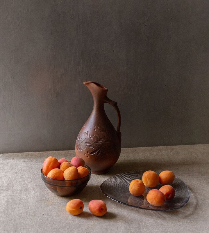 Натюрморт с абрикосамиphoto preview