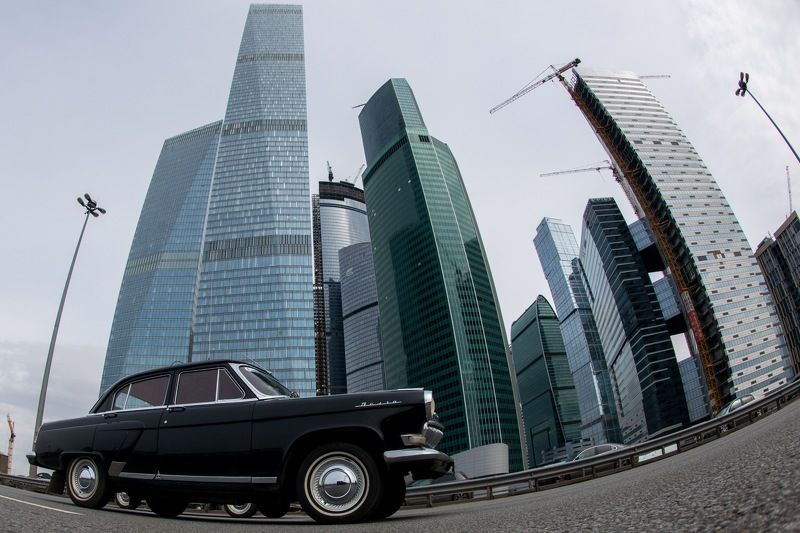 Газ, газ21, ммдц, деловой центр, москва-сити Встреча поколенийphoto preview