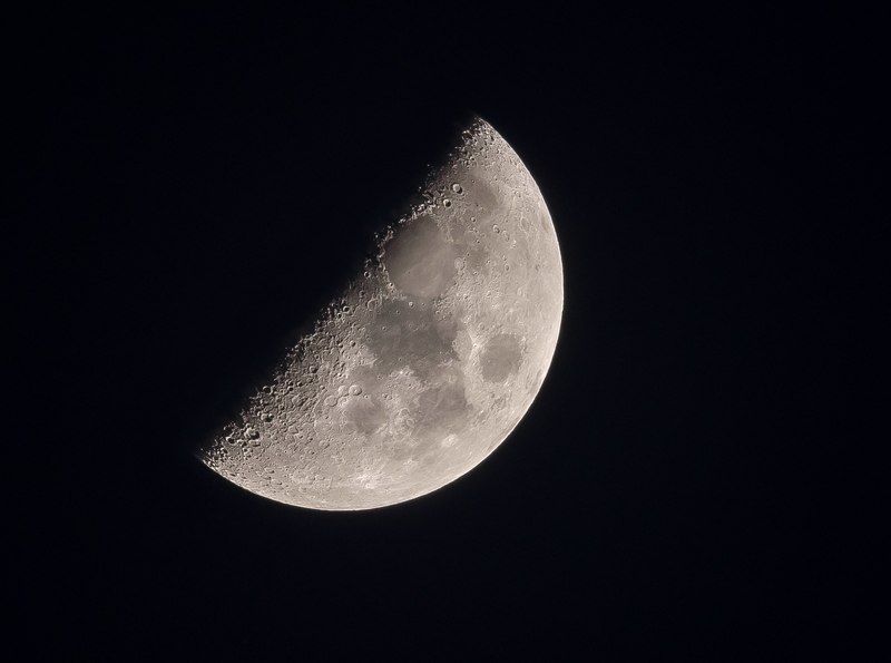 600 мм, sigma 150-600 sports, луна, ночь, серый, спутник, чёрный Таинственный спутникphoto preview