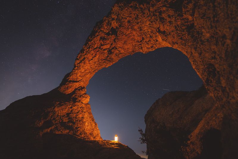 ночь, млечный путь, каменная арка, крым, фонарь Каменное \\\