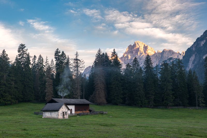 Утро в горахphoto preview