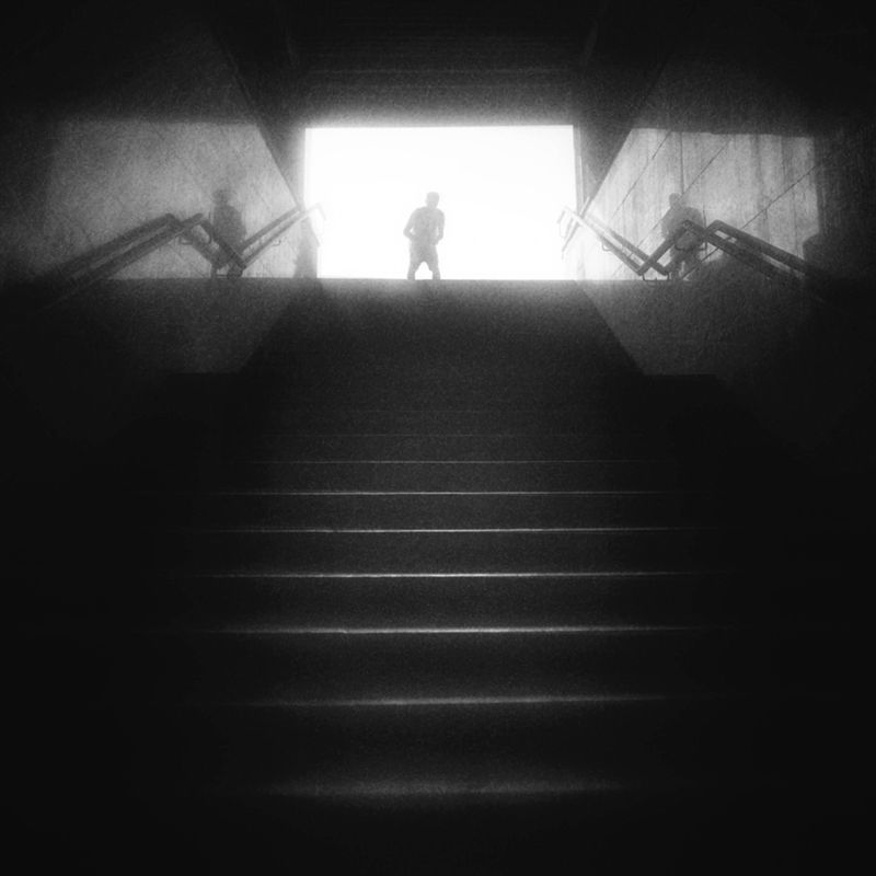 чб, стрит, абстракция, геометрия, лестница Там есть кто-нибудь?photo preview