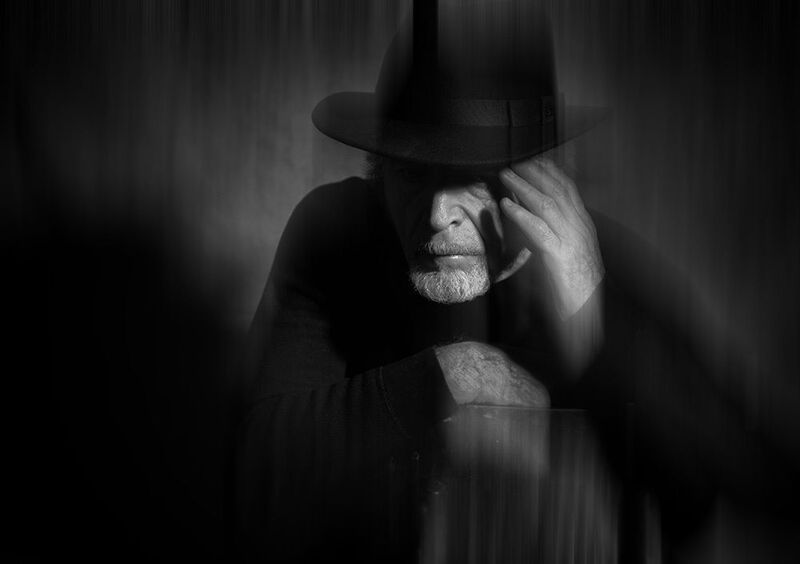 Сомнения фото превью