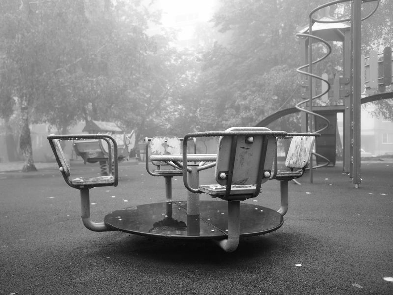 карусель, жизнь, веселье Бесконечное весельеphoto preview