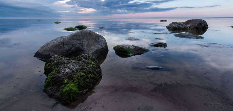 балтика вечер закат нарвский залив август штиль море камни Релакс фото превью