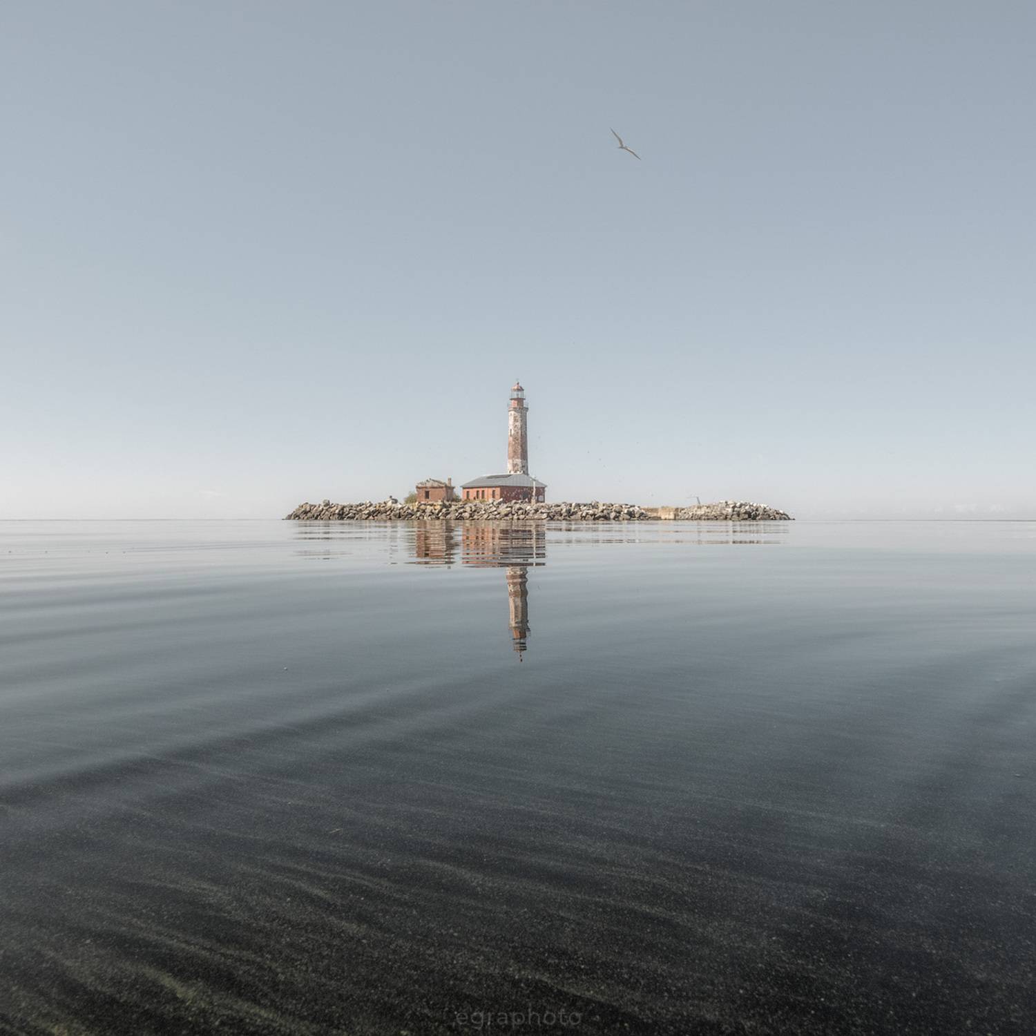 Сухо. Автор: Рябенький Александр остров, сухо, маяк, ладога, ладожское озеро, россия, Рябенький Александр