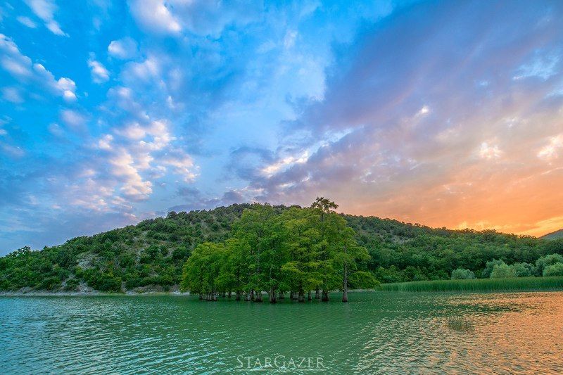 Озеро, Деревья, закат, пейзаж, природа, горы, небо, sky, Landscape, SkyPorn, Sanset, Nature Болотные кипарисыphoto preview