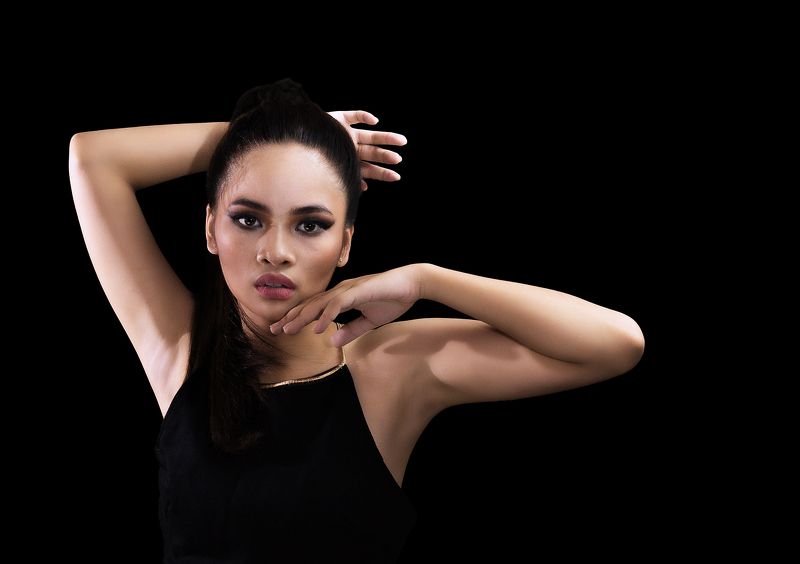 AnhBa art beauty Vietnamese Women in blackphoto preview