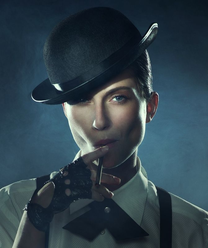 Obey the QUEENphoto preview