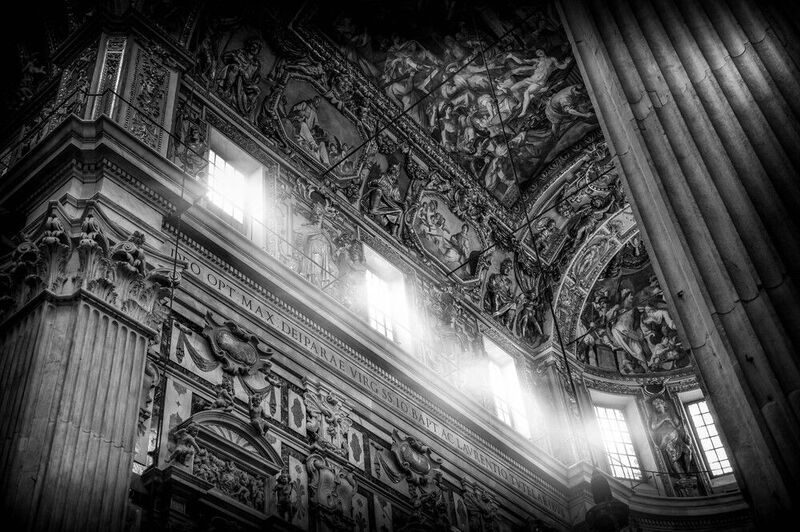 Contemplation, Photography, Black & White, Cathedrale di San Lorenzo. Genevephoto preview