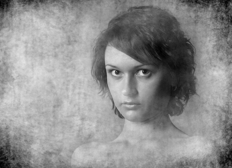 портреты девушекphoto preview