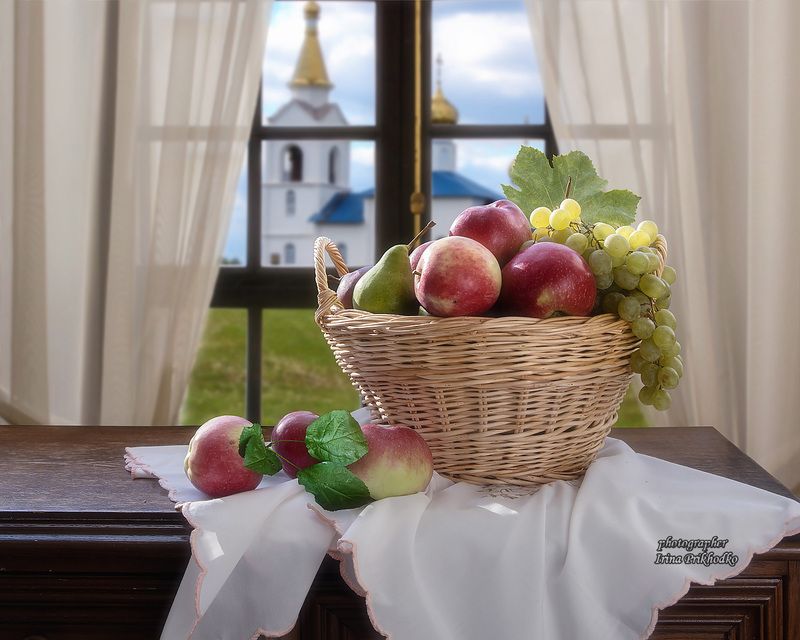 натюрморт, плоды, фрукты, яблоки, Яблочный Спас, храм С Яблочным Спасом!photo preview