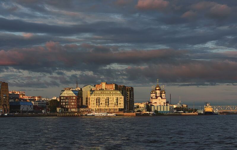 город архангельск река северная двина дома церковь собор набережная закат вечер Перед закатомphoto preview