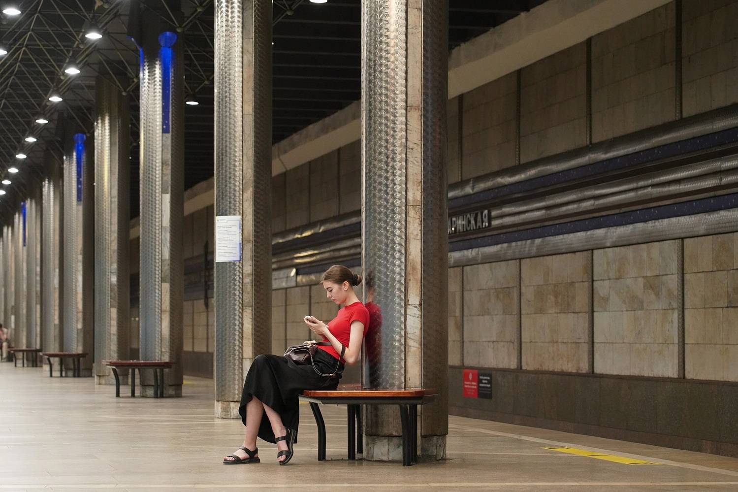 The girl in the subway. Автор: Сергей Андреевич , Сергей Андреевич