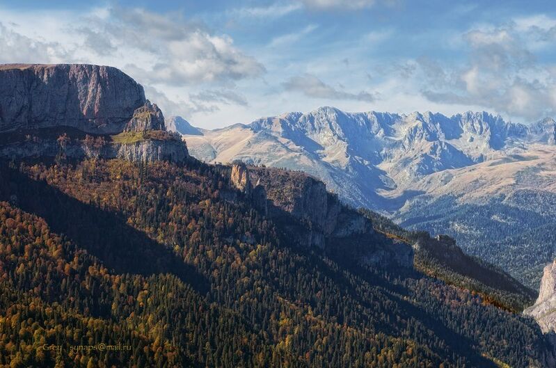 горы лес скалы бамбаки трю уруштен Твердыняphoto preview