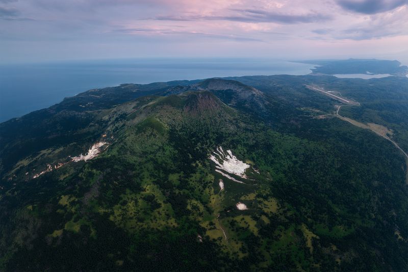 кунашир, сахалин, сахалинская область, курилы, курильские острова, вулкан менделеева, kuril islands, far east, дальний восток, kunashir, фумарола, ревущая, вулкан, закат Вулкан Менделеева, Кунаширphoto preview