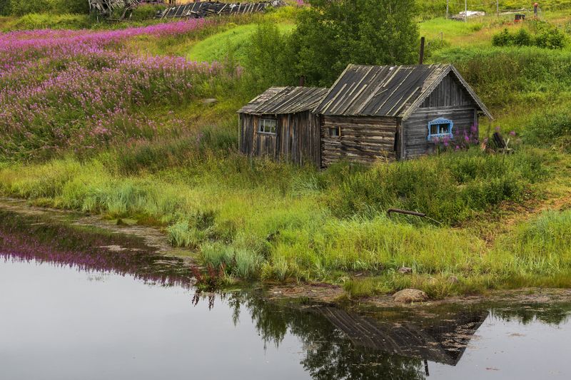 Банька у рекиphoto preview