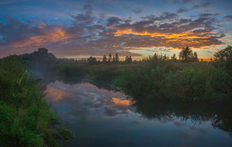 река, рассвет , облака  photo preview