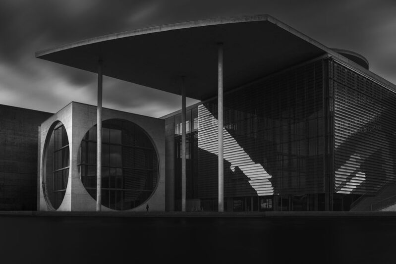 Dark Thresholdphoto preview