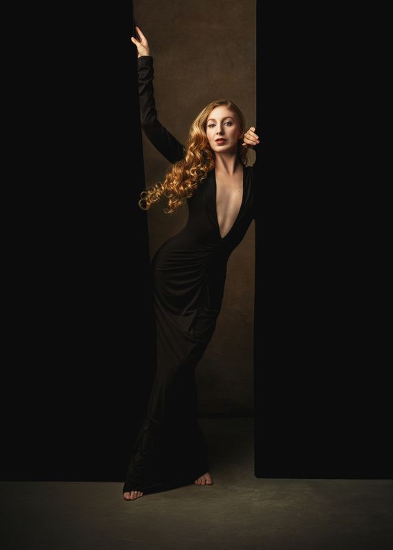 женская фотосессия, Москва, женский фотограф, фотосессия для женщин 40+, женские истории, портретная фотосессия, стильная фотосессия, фотосессия 40+, женская красота, уверенность в себе, зрелая красота, профессиональная фотосессия photo preview