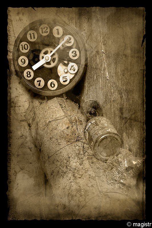 часы, пыль, подвал Потерянное времяphoto preview