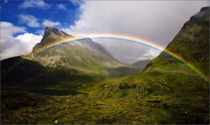 Вода, горы, Небо, норвегия, Облака, Озеро, Пейзаж, Природа, Простор, радуга Нереальная реальностьphoto preview