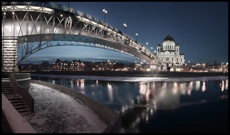 патриарший, вечер, ночь, город от заката до рассветаphoto preview