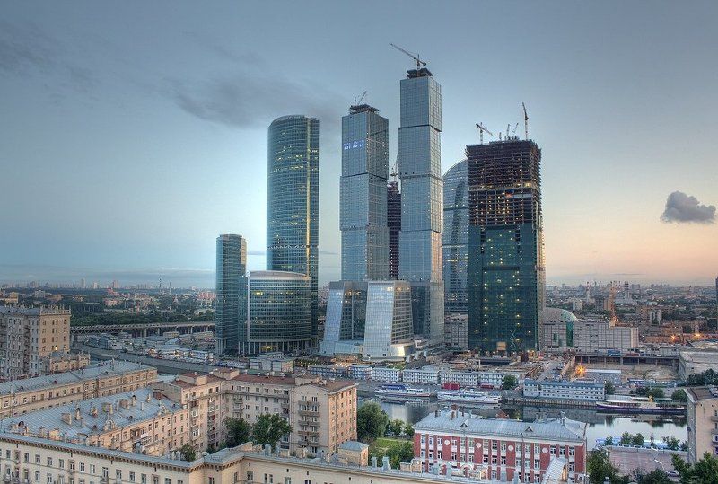 крыша, крыши, город, москва, рассвет, утро, ммдц, небоскрёбы ММДЦ на рассветеphoto preview