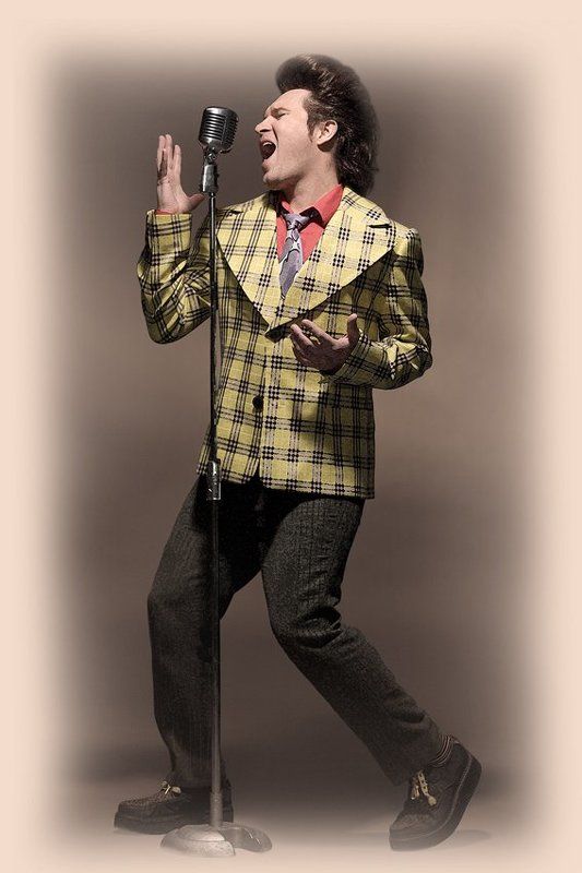 Стилягиphoto preview