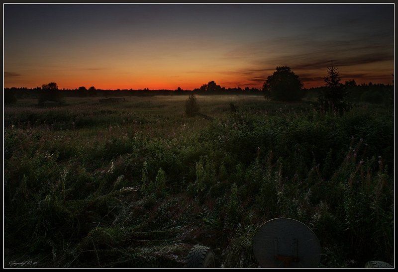 вечер,закат,деревеня,лето деревенькаphoto preview