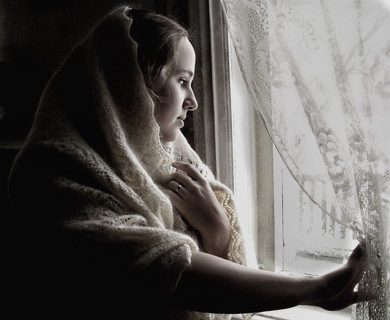 девушка, зима, занавеска Вечор, ты помнишь, вьюга злилась...photo preview