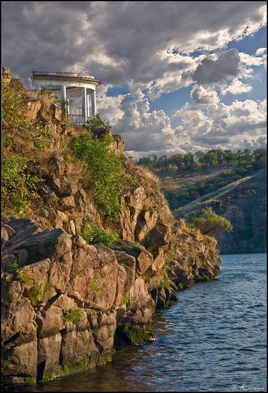днепр,о.хортица,беседка,скала Над Днепромphoto preview