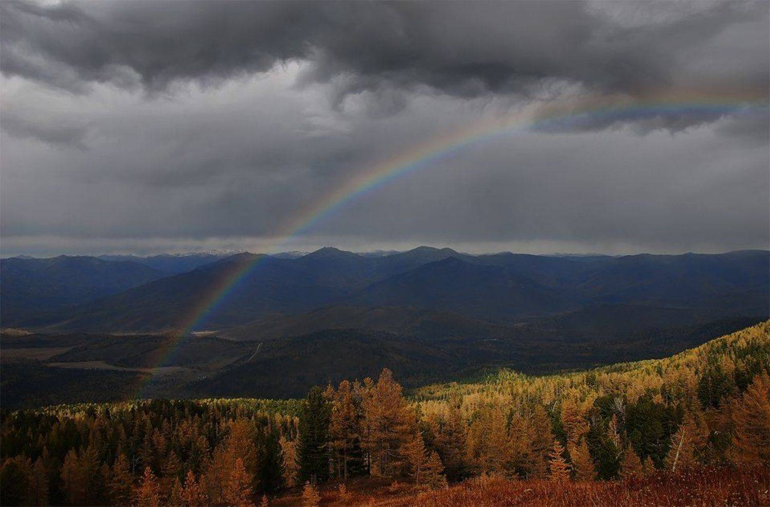 Осенняя радуга. Автор: Александр алтай, восточный казахстан, ивановский хребет, Александр