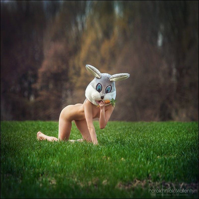 Голая с, Девушка, Заец, Зайчик, Морковь, Ню, Поле photo preview